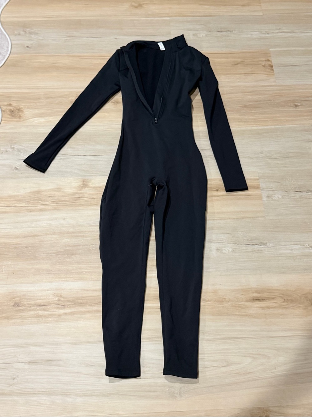 Black Long-Sleeve Zipper Jumpsuit